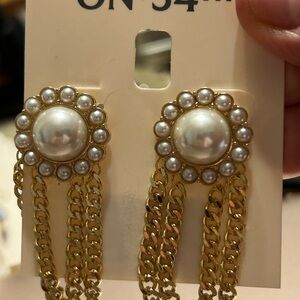 Gold and White Vintage-Inspired Pearl Earrings